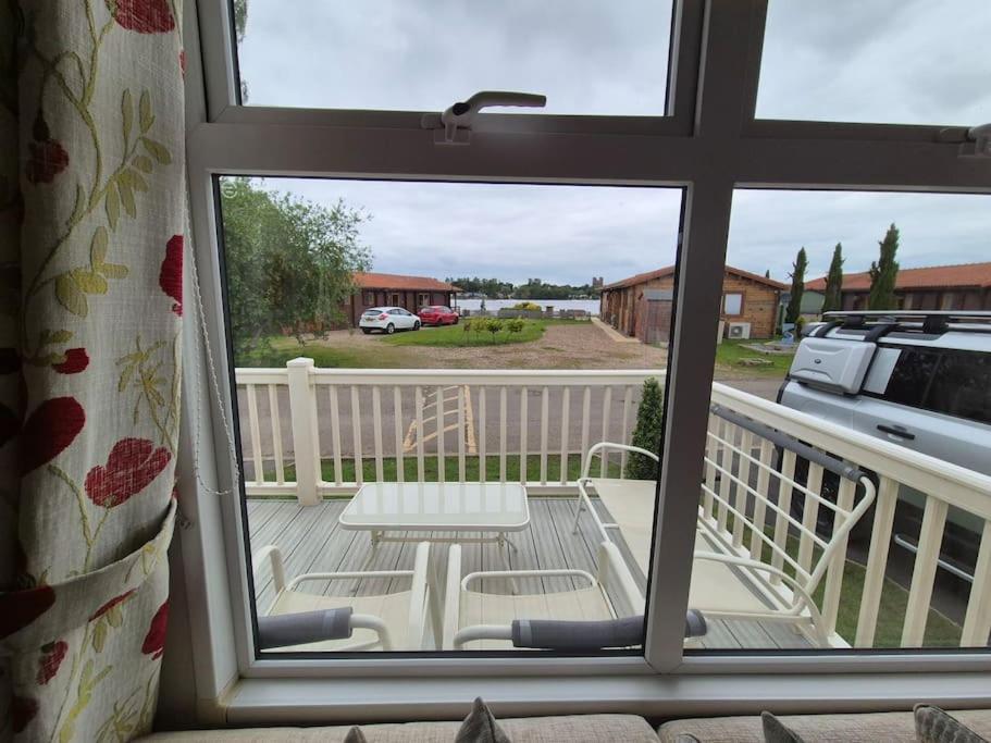 Amazing 2Bedroom Caravan In Lincoln, Tattershall Extérieur photo