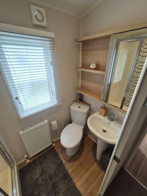 Amazing 2Bedroom Caravan In Lincoln, Tattershall Extérieur photo